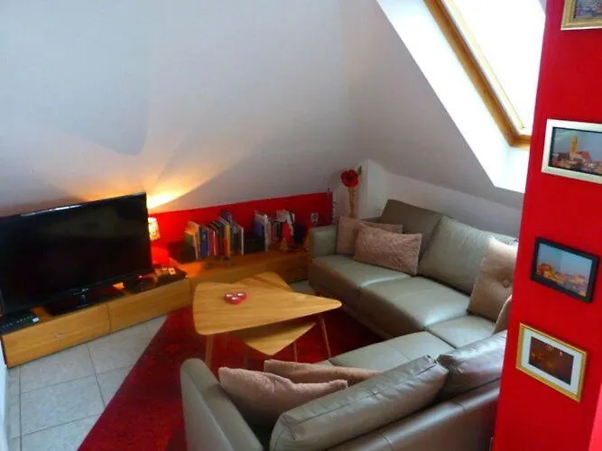 Holiday Apartment Wedel Augsburg 0*,